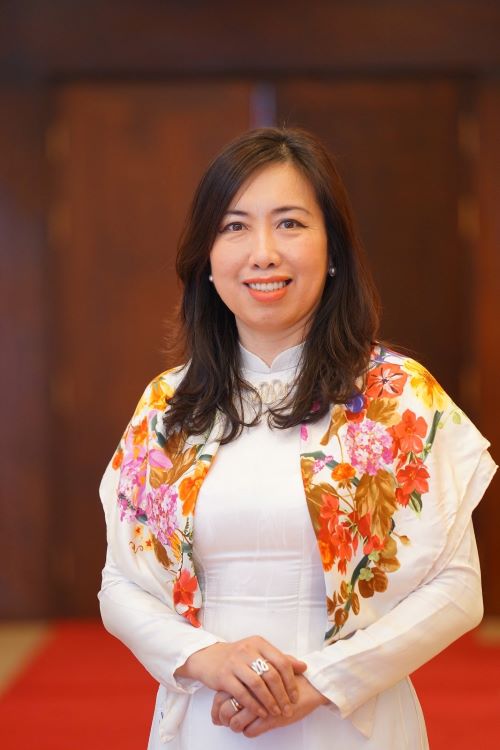 Lê Thị Thu Hằng